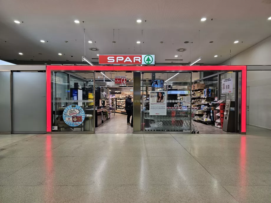 Spar szupermarket, nyilvános rész