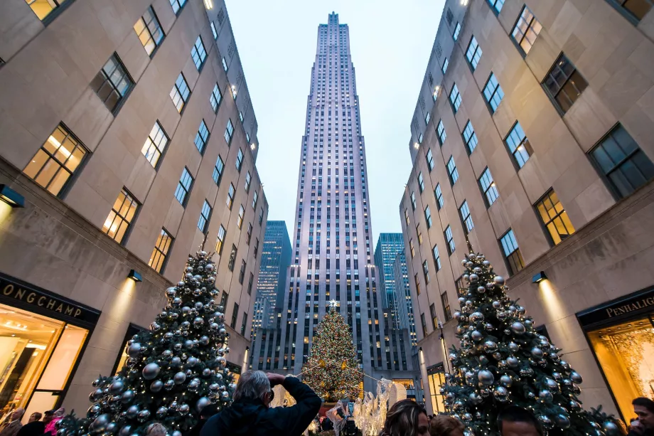 Főépület 30 Rockefeller Plaza