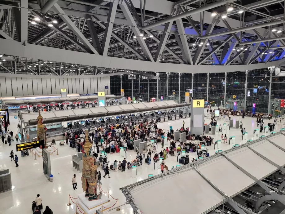 Departure hall