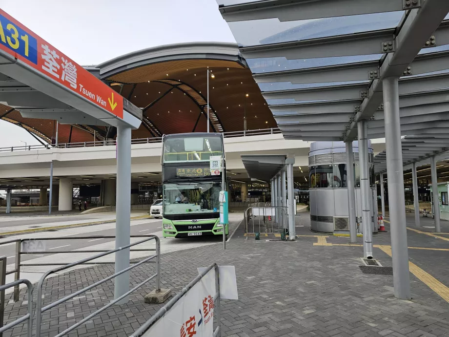 Bus stop direction MTR Tung Chung