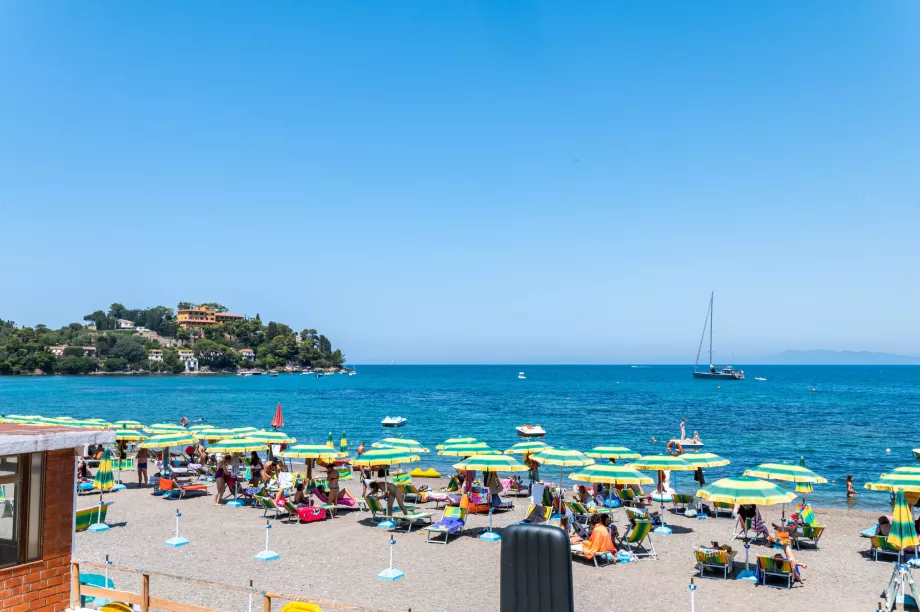 Porto Santo Stefano, tengerpart