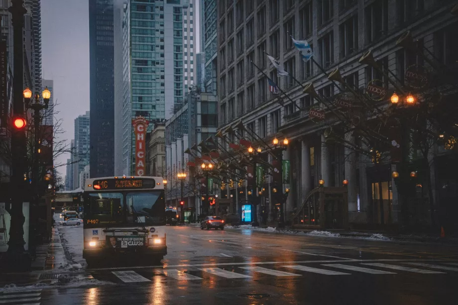 Busz Chicago