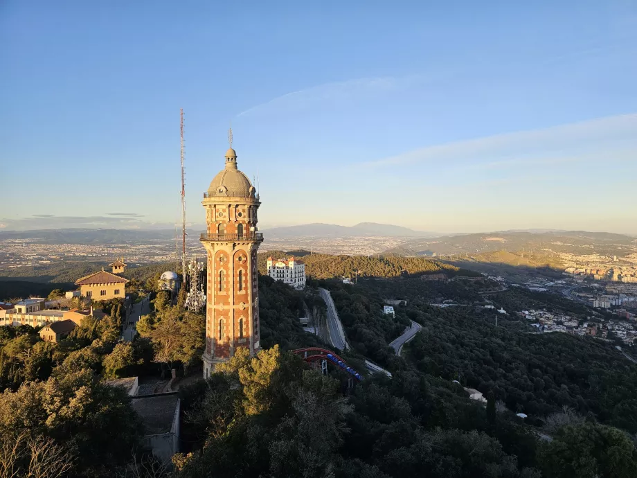 Kilátás a Tibidabo templom teraszáról