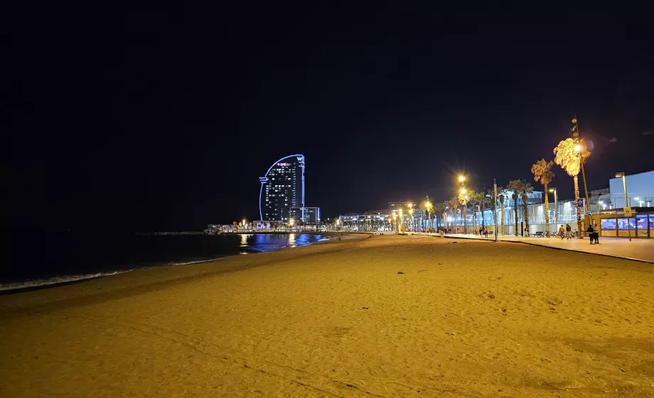 Éjszaka Barceloneta