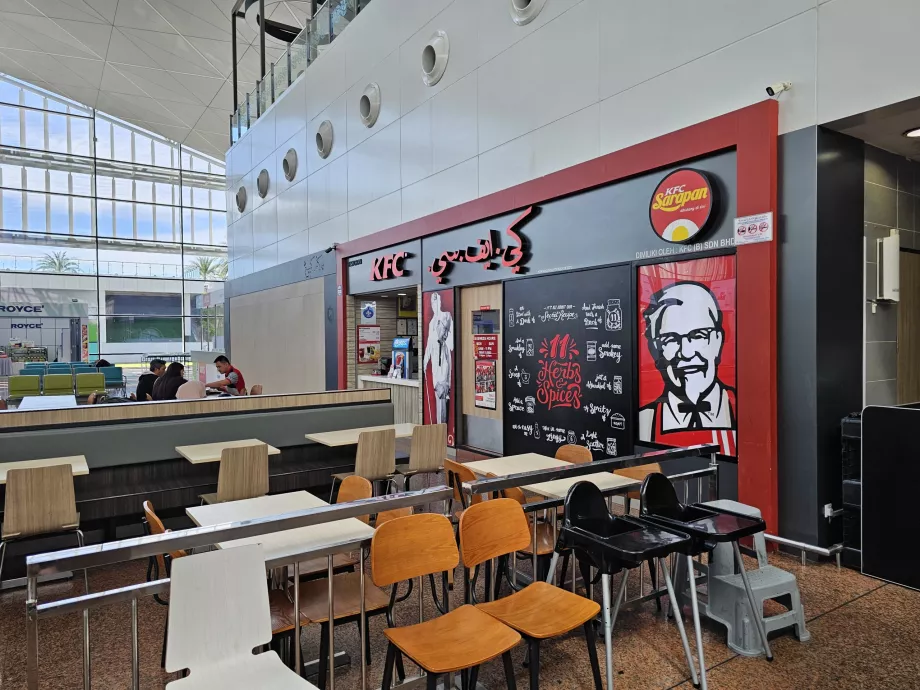 KFC, érkezési csarnok, nyilvános terület