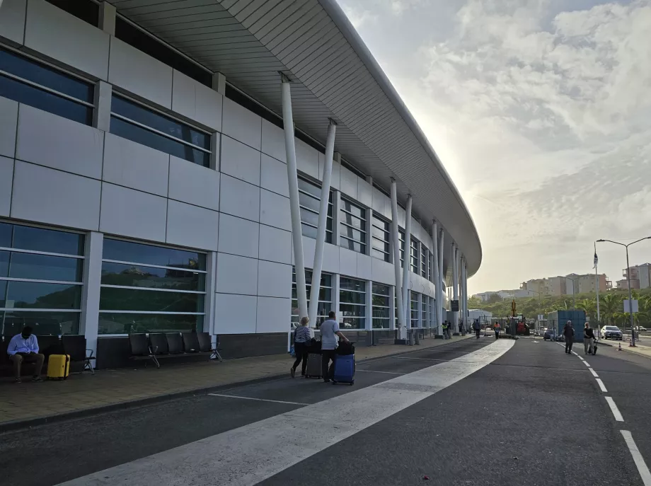 SXM Airport Terminal