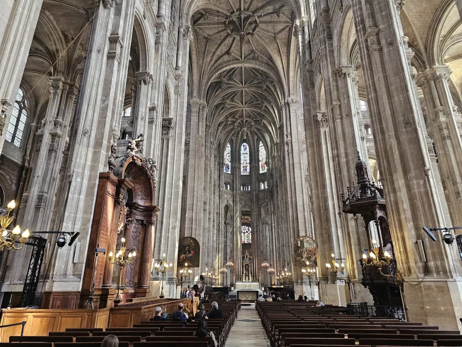 Belső tér, Szent Eustach templom