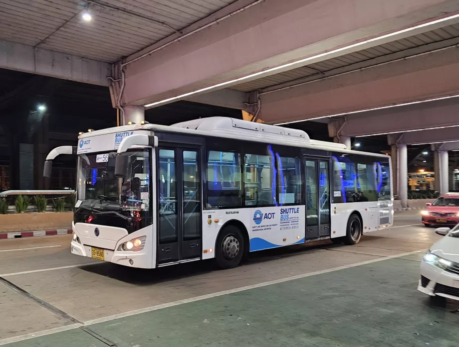 Buszjárat a Don Mueang és a Suvarnabhumi repülőterek között