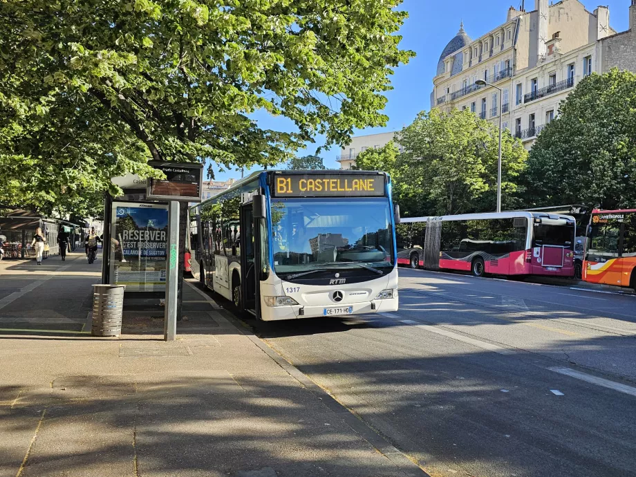 Busz Marseille-ben