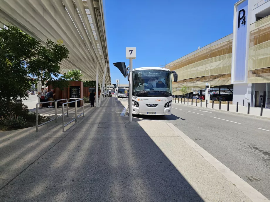 Busz Marseille-be