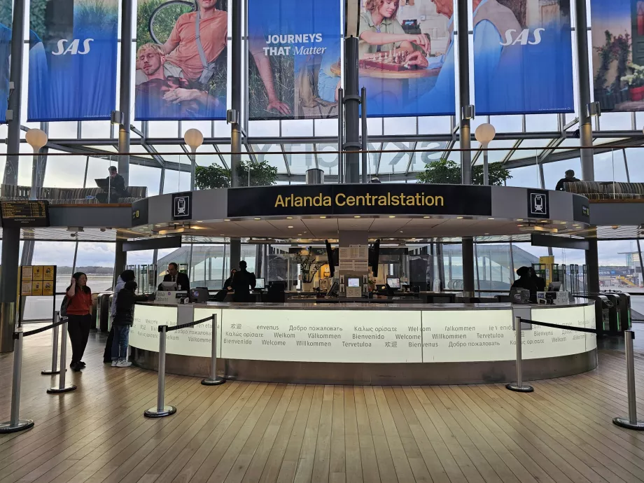 Entrance to Arlanda C station (Mälartag, Pendeltag and SJ trains)