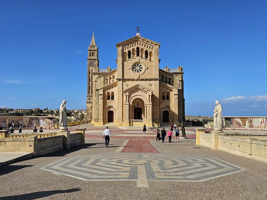 Ta'Pinu bazilika