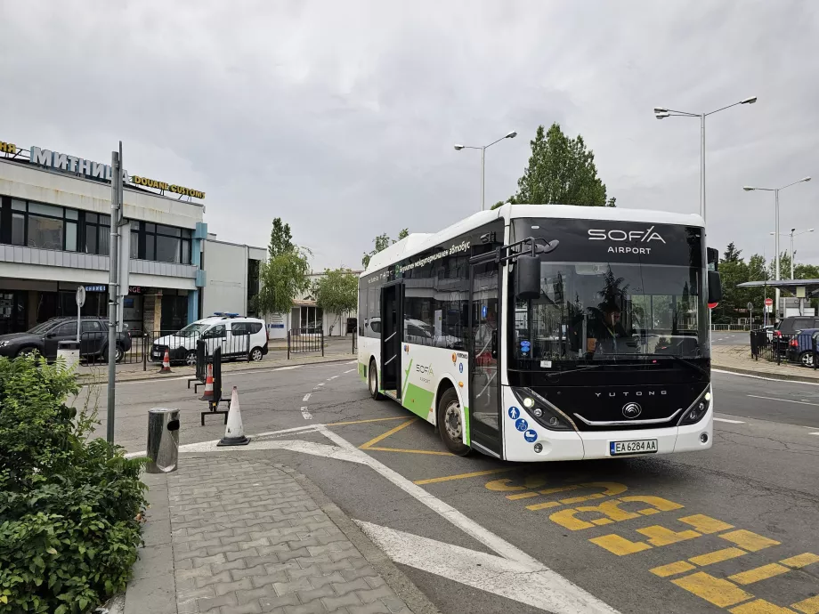 Buszjárat a terminálok között