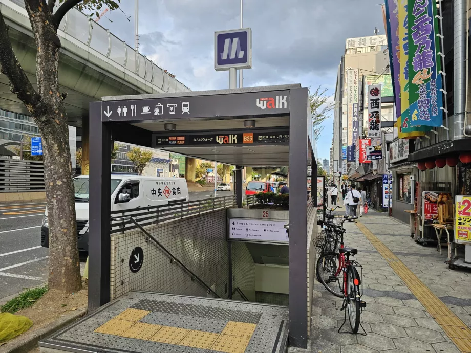 A metró bejárata