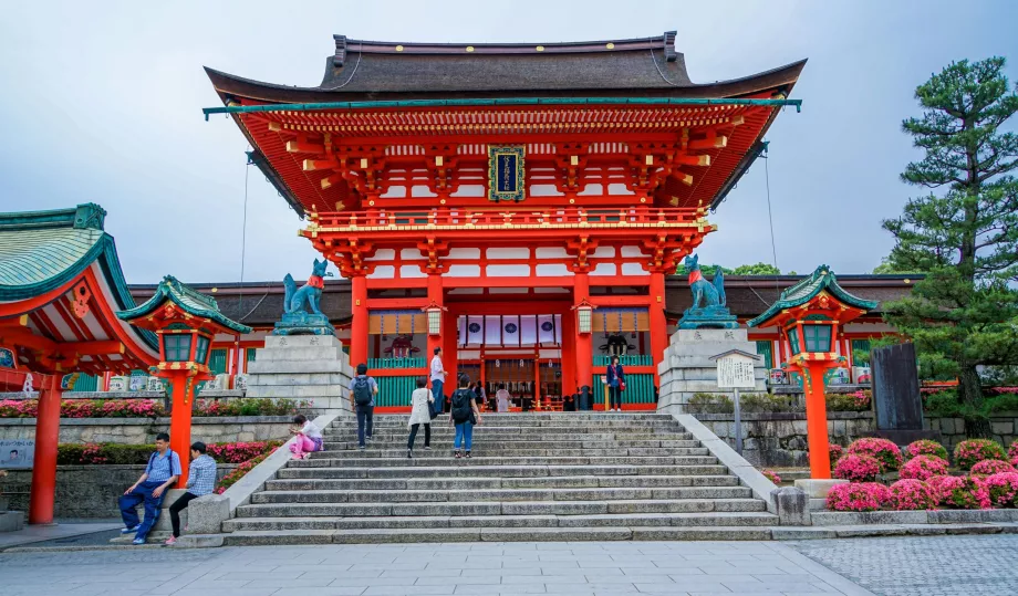 Fushimi Inari fő szentélye