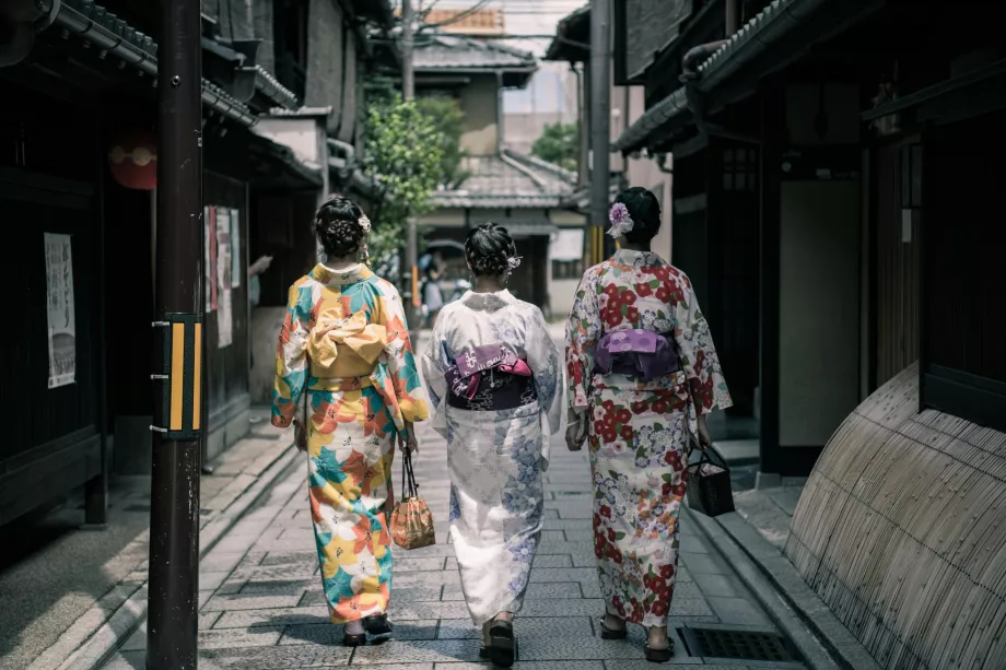 Gion, gésa